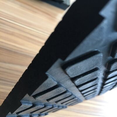 8mm Thickness Double Side Heavy Duty Rubber Horse Stall Mat with Square Hexagon Pattern