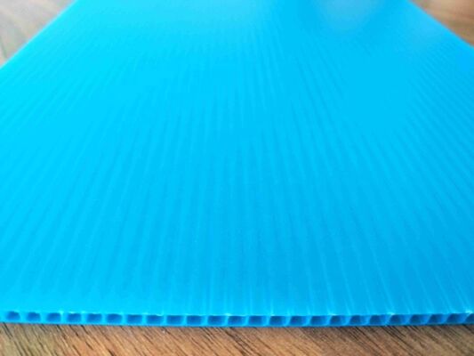 แผ่นพลาสติกกัน UV สามารถรีไซเคิลได้ แผ่นพลาสติกกันน้ํา แผ่นพลาสติกกระบอก PP สําหรับบรรจุอุตสาหกรรม